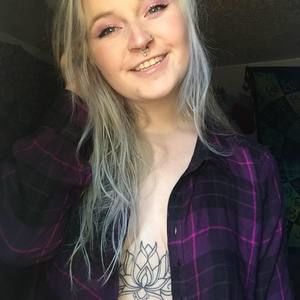 Meet your Posher, Kelli